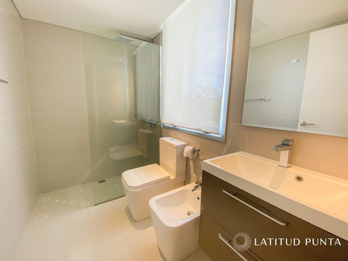 Imagen 21 de 30 de Apartamento De 3 Dormitorios En Mansa - Punta Del Este Mansa
