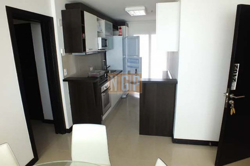 Imagen 13 de 30 de Apartamento En Mansa, 2 Dormitorios