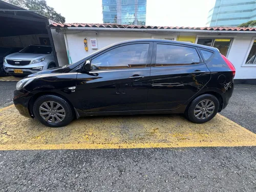 Hyundai Accent 1.6l 5 p