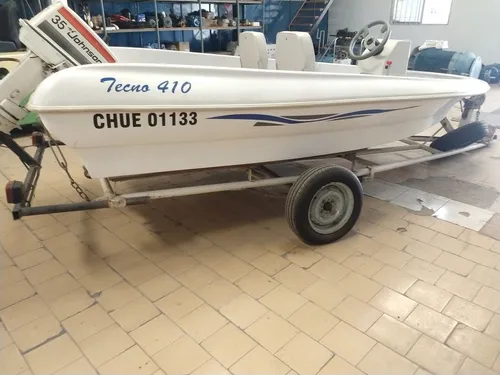 Lancha Tecno 410 Con Motor Johnson 35 + Trailer