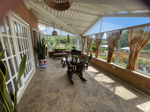 Venta Espectacular Casa Campestre, Precio De Oportunidad. A Puerta Cerrada. De Un Piso; Entre La Cumbre Y Pavas. Lote 1.000 Mtrs.