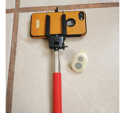 Remato Bastón & Stand Selfie Stick Bluetooth 3 Pzas