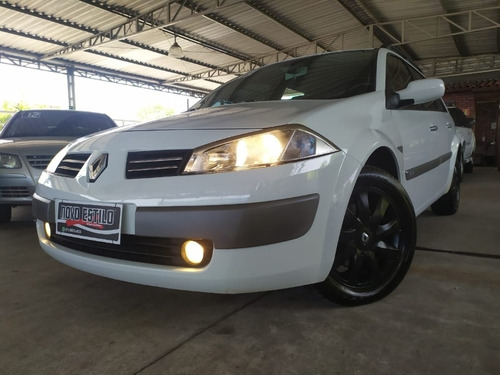 Renault Megane Grand Tour Mégane 1.6 Dynamique 16v Flex 4p