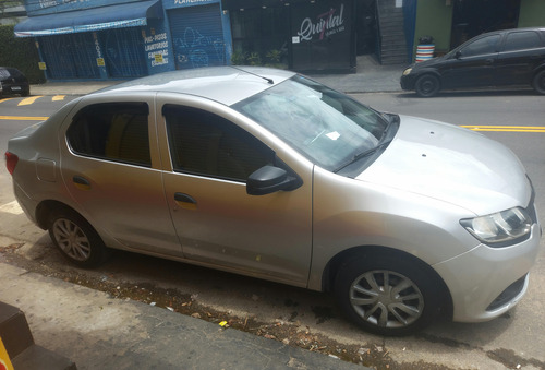Renault Logan 1.0 16v Authentique Hi-flex 4p