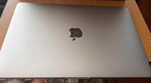 Macbook Pro 13'' (2020), I5 / 16 Gb / 512 Gb