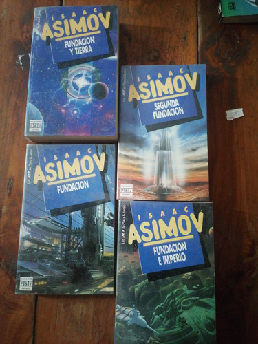 Lote De Libros De La Fundación Asimov 