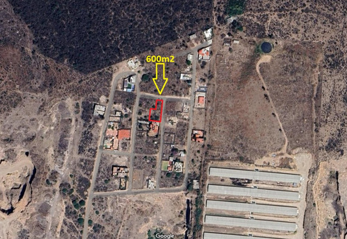 Terreno En Venta En Nuevo Apapataro Cerca De Cañadas Del Arroyo, Boulevard Metropolitano