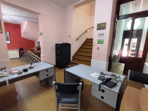 Lote 8.66 X 21, En Inmejorable Zona!!!