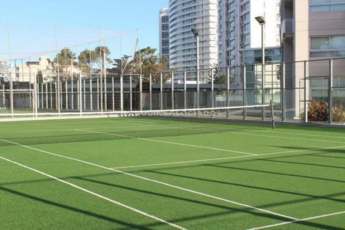 Imagen 8 de 8 de Departamento De 2 Dormitorios Miami Boulevard, Mansa, Punta Del Este
