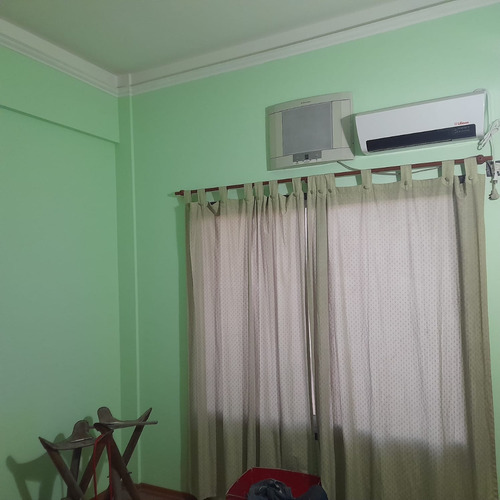 Casa En Venta Zona Word Villa Sarmiento Amplio Fondo, Pileta 8 X 4 Hermoso Barrio