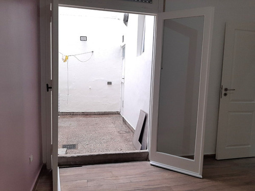 Venta Hermoso Ph C/dos Patios Excelente Ubicación