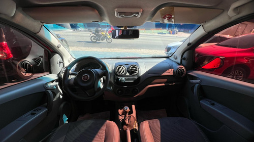 Fiat Palio Fiat Palio Attractive 1.4 8V (Flex)