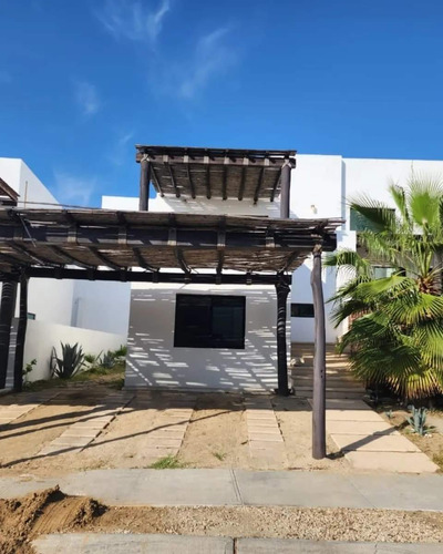 Hermosa Casa En Los Cabos, Fracc Tezal