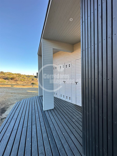 Parcela De 5.060m2 Con Casa Como Nueva En Ocho Quebradas