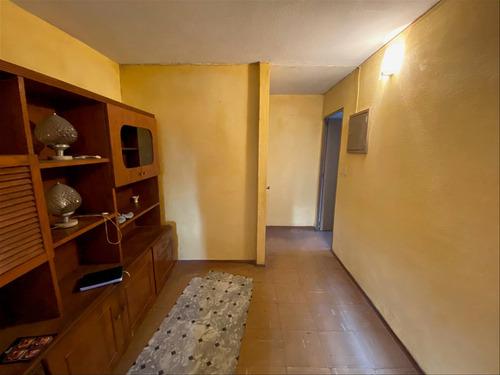 Apartamento En Complejo América En Venta. Primer Piso.