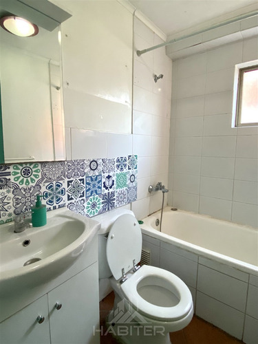 Amplia Casa En Venta De 4 Dorm. En Curicó