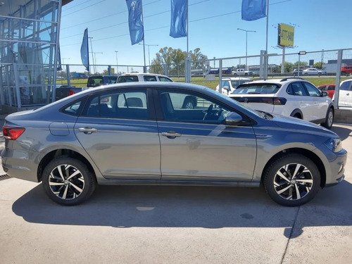 Volkswagen Virtus 1.6 Msi Highline At Lucas Semini