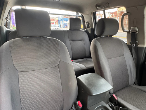 Nissan Frontier 2.5 XE 4X2 CD TURBO ELETRONIC DIESEL 4P MANUAL