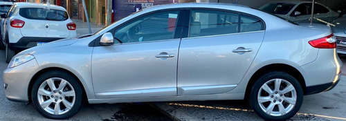 Imagen 4 de 15 de Renault Fluence 2.0 Privilege Cvt