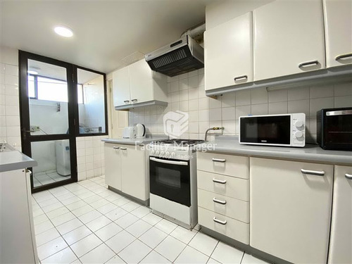 Departamento En Venta De 4 Dorm., Av. Del Mar, En La Serena