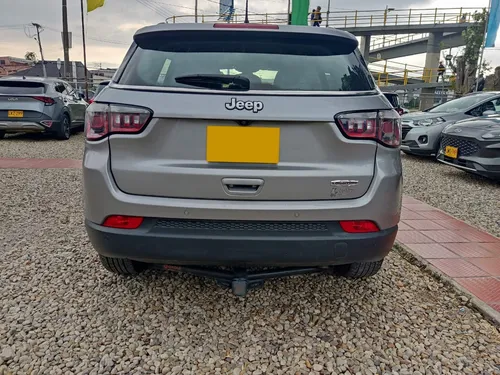 Jeep Compass LONGITUDE