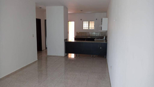 Imagen 2 de 9 de En Renta Casa En Cancún Fraccionamiento Gran Santa Fe Ii C3002