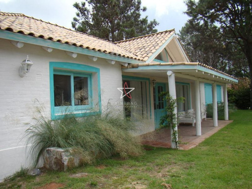 Imagen 23 de 26 de Casa, 3 Dorm Y Dep, Punta Del Este, La Barra, Laguna Blanca, Venta Y Alquiler- Ref: 376