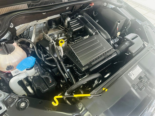 Volkswagen Vento 1.4 Comfortline 150cv At