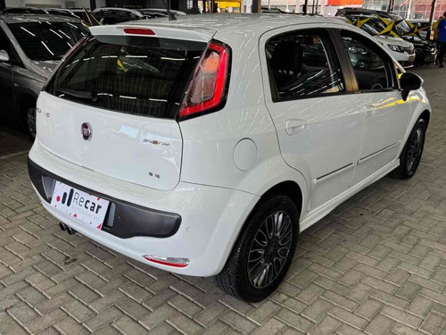 Fiat Punto 1.8 SPORTING 16V FLEX 4P AUTOMATIZADO