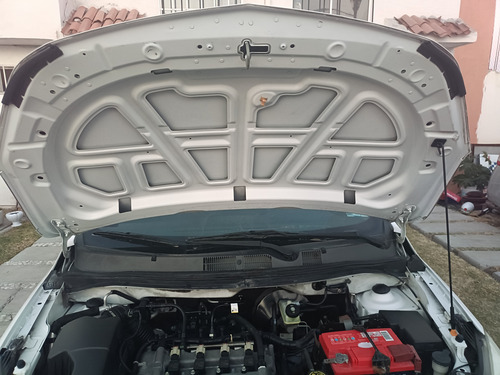 Chevrolet Aveo 1.6 Ls Mt