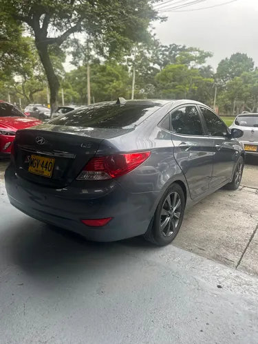 Hyundai Accent 1.6l 5 p