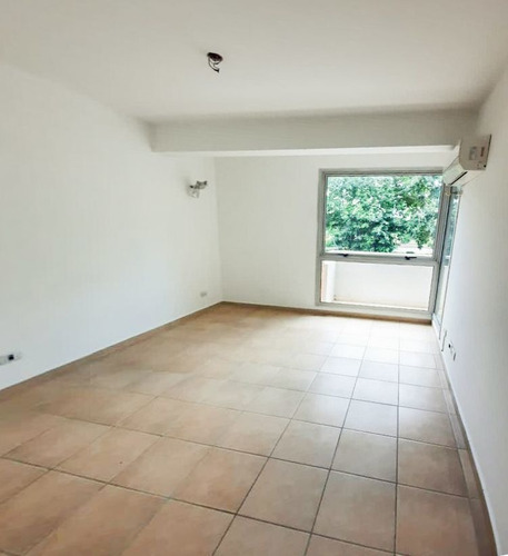 Imagen 5 de 13 de Departamento 3 Ambientes En Excelente Ubicación