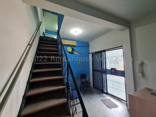Imagen 13 de 30 de Edificio Comercial En Venta En Zona Este Barquisimeto Lara ++23-1117 */ M.c T. N° +0-4-2-4- 5.5.6. 5.7. 5.9 *--**