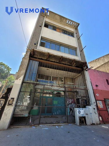 Imagen 3 de 10 de Edificio Comercial - Barracas