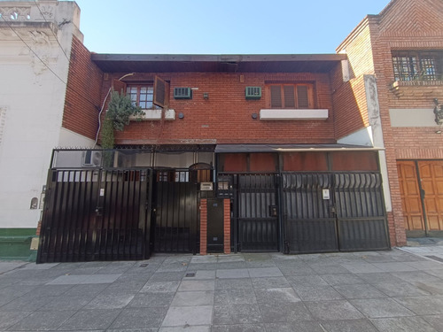Casa 3 Ambientes Venta Flores Con Cochera