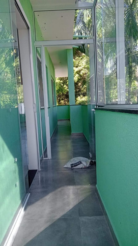 Vendo Um Lindo Sobrado Localizado No Litoral Norte Ubatuba Pouco Tempo De Construção E Bem Localizado.