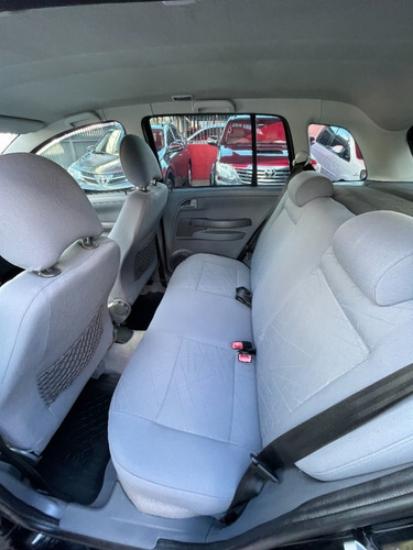 Imagem 9 de 10 de Volkswagen Spacefox Trend 1.6
