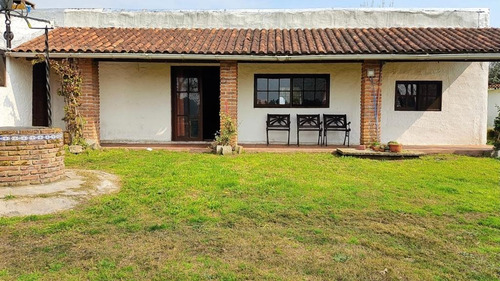 Chacra O Haras Con Galpón Y Boxes