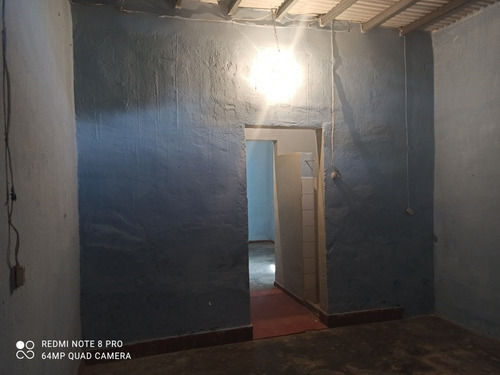 Imagen 9 de 14 de Se Vende Casa Con Anexos