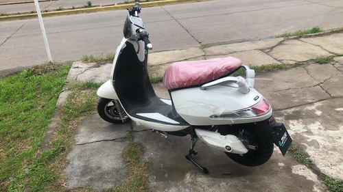 Imagen 5 de 13 de Scooter Elèctrico Grace Motor Bosch 800w