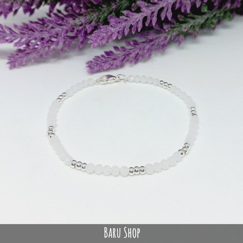 Imagen 4 de 7 de Pulsera De Acero Blanco Con Bolitas Nácar Blancas De Cristal