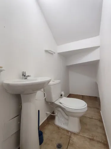 Casa En Venta En La Sabana. Cod V30268