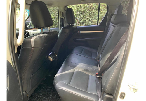 Toyota Hilux 2.8 Cd Srx 177cv 4x4 2016