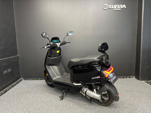Imagen 10 de 19 de Scooter Sunra R-bot Doble Litio 2023