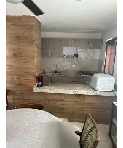 Casa En Los Héroes Con 3 Habitaciones, 3 Baños Y Piscina