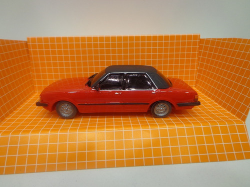 Ford Taunus Ghia 81 Rojo Divino 1/43 Cartrix Resina