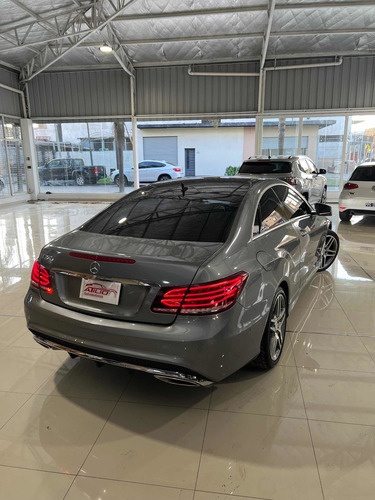 Imagen 18 de 25 de Mercedes-benz Clase E 3.5 E350 Coupe Sport B.efficiency At