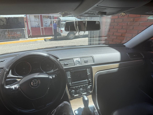 Volkswagen Passat 2.5 Tiptronic Highline At