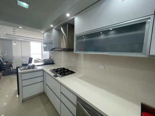 Imagen 7 de 15 de Disponible En El Parral Apartamento En Alquiler Totalmente Amoblado Con Planta 100% Y Pozo (js440)