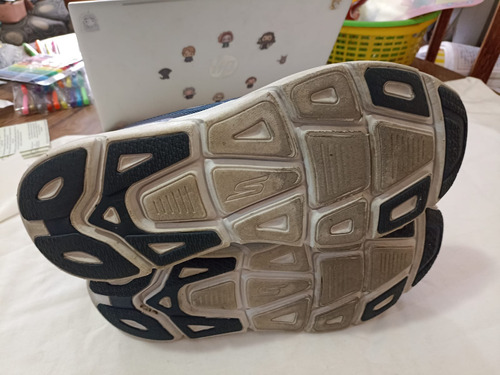 Tenis Marca Skechers Modelo Max Cushion Talla 30